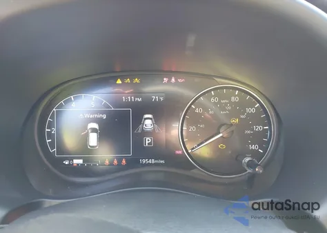 2023 Nissan Kicks Sr Xtronic Cvt z USA, uszkodzony, nr VIN 3N1CP5DV7PL486382